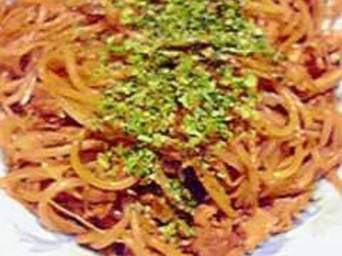 少量パスタ＆大量もやしdeおいしい焼きそば!?